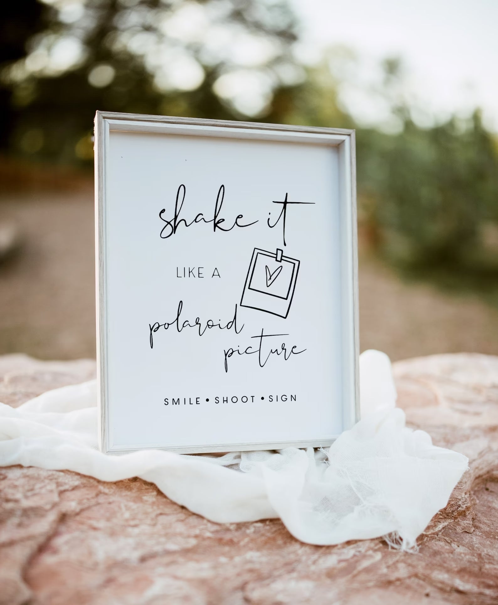 How to Set Up a Polaroid Guest Book Station